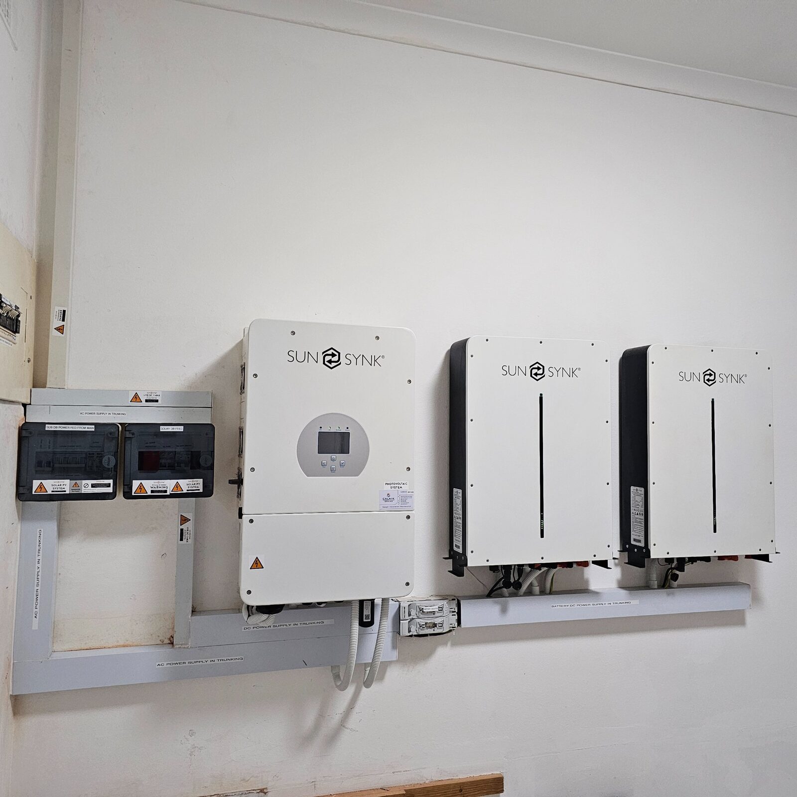 Sunsynk inverter and battery installation completed by CALNIK
